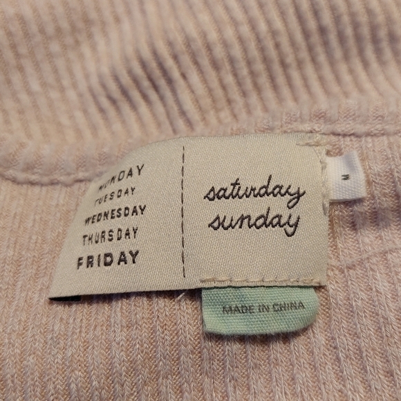 𝅺saturday SUNDAY LADIES LONG SLEEVE THERMAL TOP-  M - Picture 4 of 4